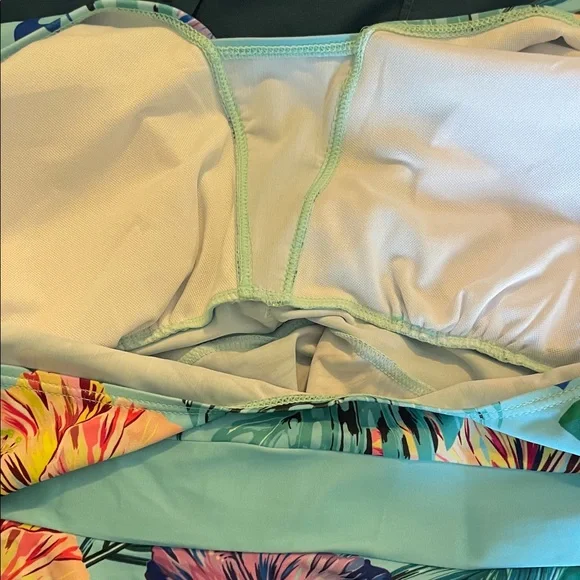 Tropical Two-Piece Bathing suit, XL - Picture 3 of 8